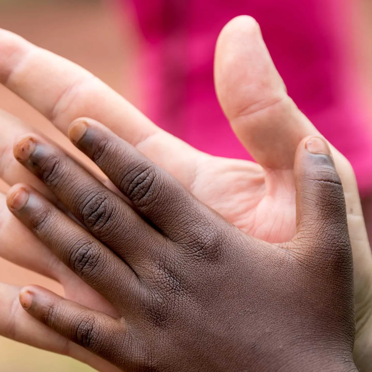
Hands