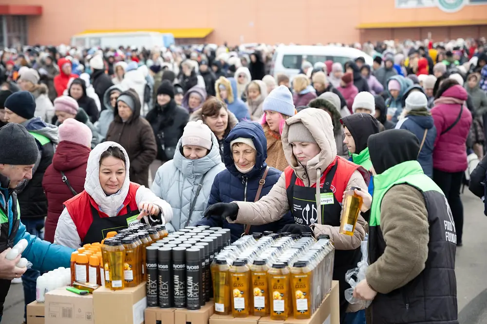 «Хенкель» і його бренди Schwarzkopf, Syoss і Fa підтримали українок, які вимушено покинули свої домівки