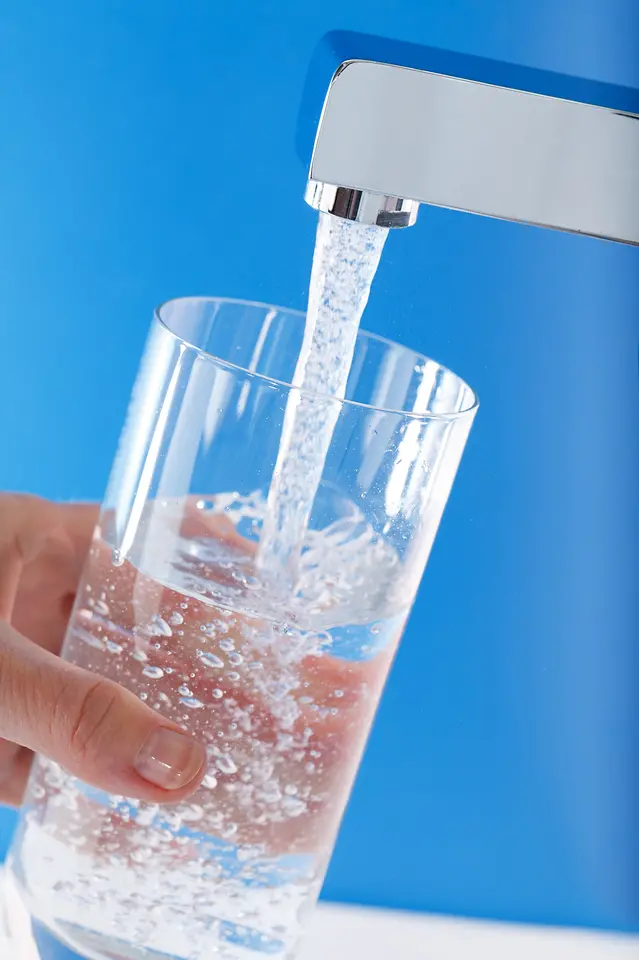 Henkel пропонує виробникам систем фільтрації широкий асортимент високоефективних рішень, наприклад, для очищення води.