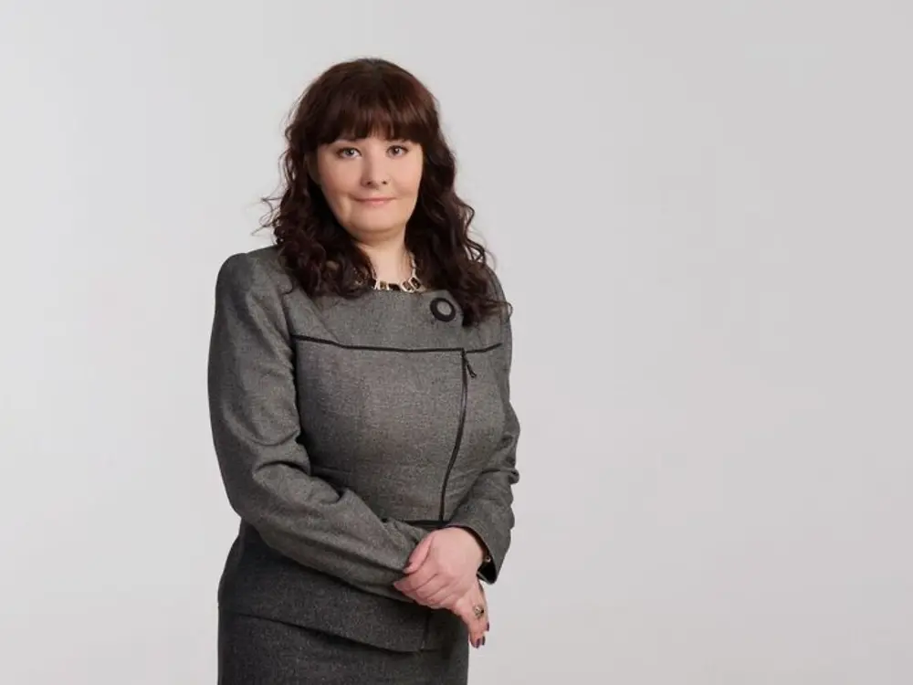 Олена Єфремова-Курсік